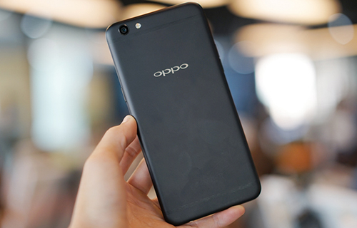 Oppo F3 Plus màu đen nhám chính thức "lên kệ"