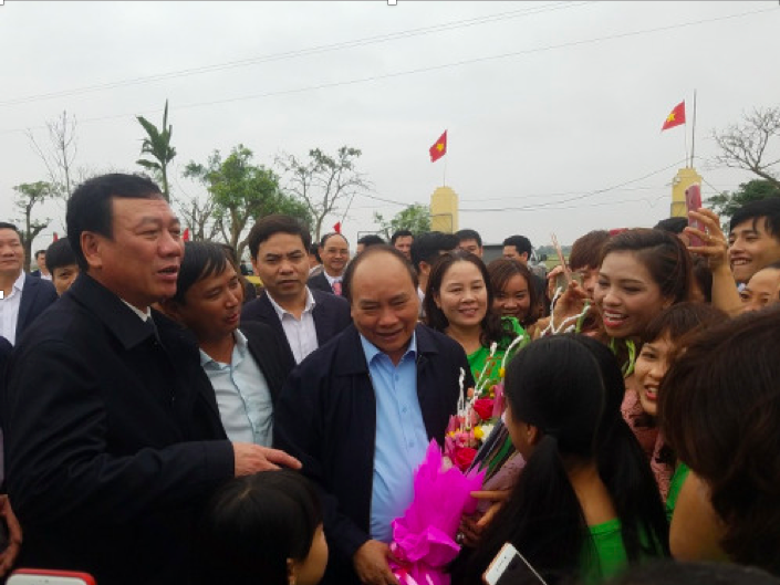 Thủ tướng về thăm mô hình công viên môi trường xanh của công ty TNHH Tân Thiên Phú
