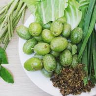 Đặc sản bắp cải cuộn nhót xanh vùng Tây Bắc