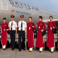 Cổ phiếu Vietnam Airlines liên tiếp đỏ sàn