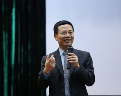 CEO Nguyễn Mạnh Hùng: Ứng dụng công nghệ, Viettel "cho vay chứ không đầu tư"