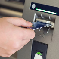 Ngân hàng muốn tăng phí ATM