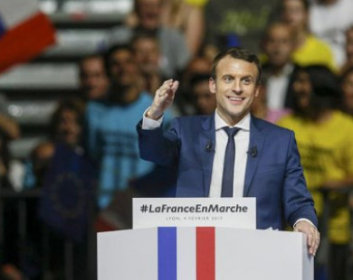 Emmanuel Macron: “Tôi muốn là Tổng thống của những người yêu nước“