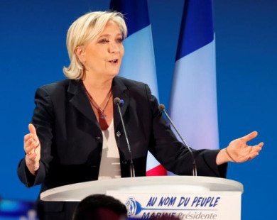 Bà Le Pen bất ngờ từ chức trước vòng 2 bầu tổng thống Pháp