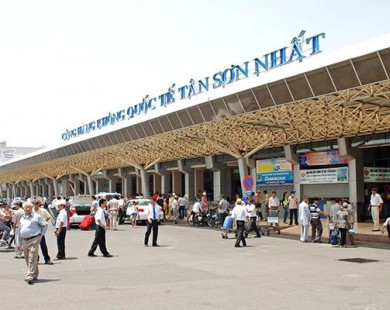 Bố chồng Tăng Thanh Hà muốn đầu tư sân bay Tân Sơn Nhất