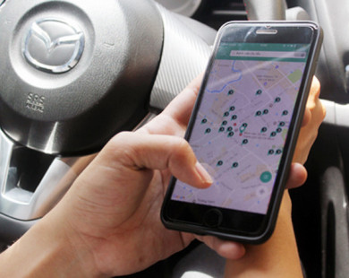 Hà Nội: Từ 1/5 thí điểm ứng dụng tìm kiếm và thanh toán trông giữ xe ôtô qua điện thoại di động
