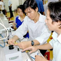 Chất lượng giáo dục đại học công lập và ngoài công lập, ai hơn?