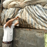 Doanh nghiệp “khóc” tức tưởi vì đường lậu hoành hành