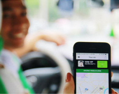 Hệ lụy nào nếu Uber, Grab rời khỏi Việt Nam?