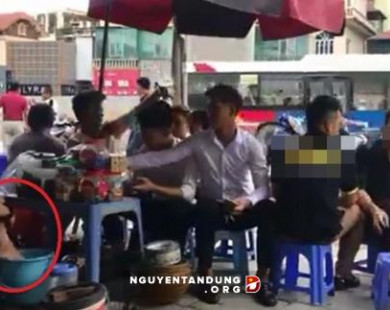 Phạt người đăng clip ‘lấy nước rửa chân pha trà cho khách’ 7,5 triệu
