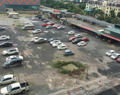 Dân náo loạn vì bãi đỗ xe lớn nhất Linh Đàm bị đóng cửa