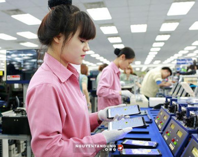 Nữ công nhân Samsung và câu chuyện chính sách