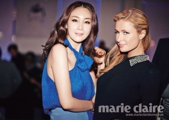 Choi Ji Woo trong trang phục Marie Claire cùng Paris Hilton