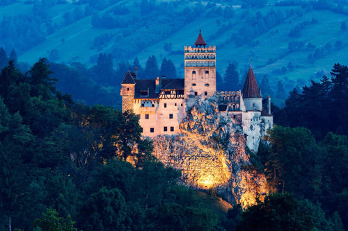 Lạc vào thế giới cổ tích ở những lâu đài lộng lẫy nhất châu Âu