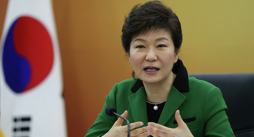 Cựu nữ Tổng thống đầu tiên của Hàn Quốc đối mặt 13 cáo buộc hình sự