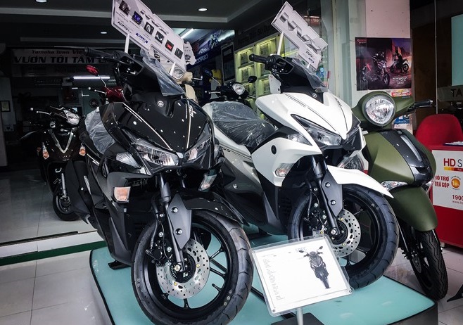 Yamaha NVX 125 bán đúng giá, Honda Air Blade chênh 4 triệu đồng