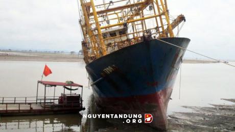 Tàu vỏ thép 18 tỷ ở Thanh Hóa: 9 lần ra khơi đều gặp sự cố
