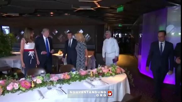 Ông Trump được chiêu đãi tiệc tối trên tháp Eiffel