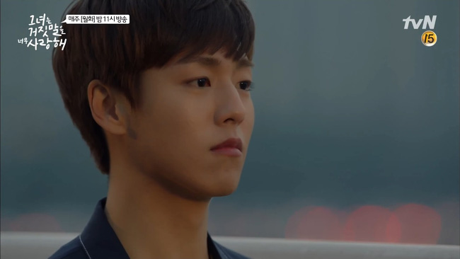 “Liar And Lover”: Chuyện tình như... cái bùng binh của Lee Hyun Woo và Joy lại tái diễn - Ảnh 16.