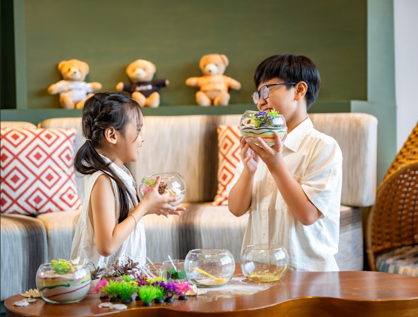 Radisson Blu Resort Cam Ranh ra mắt loạt trải nghiệm mới cho kỳ nghỉ gia đình hè 2025