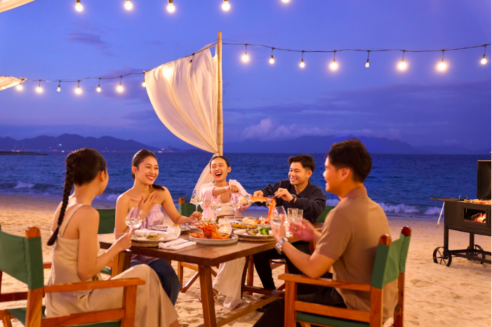 Khi những chuyến đi là cuộc trở về để lấp đầy những khoảng trống