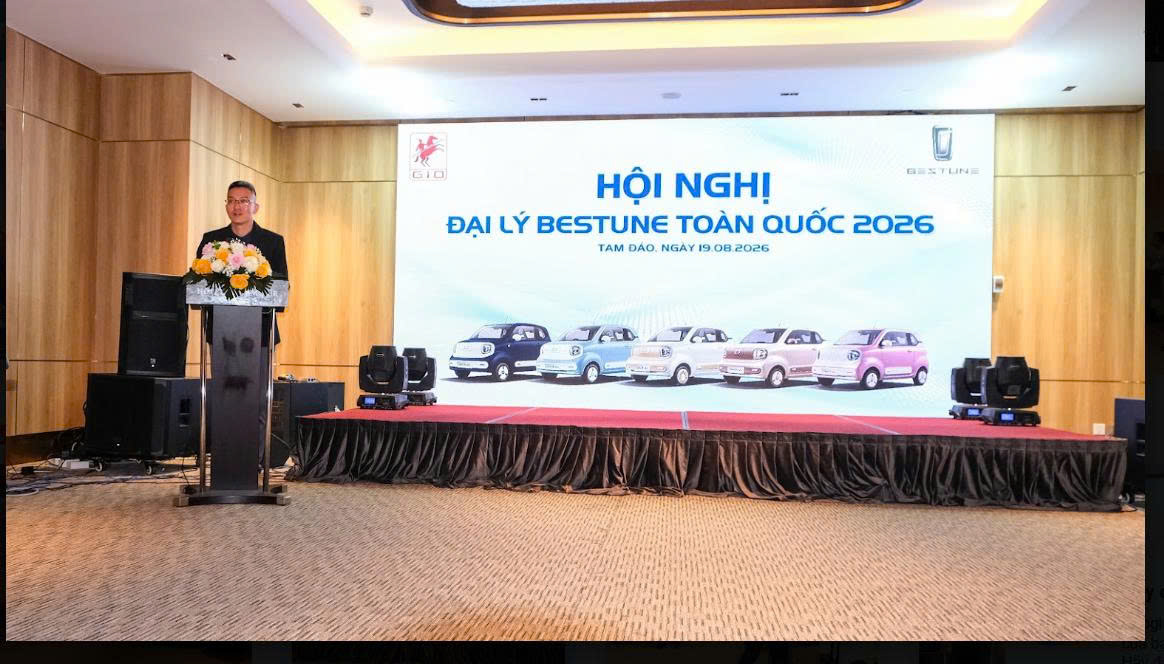 FAW Bestune chọn Việt Nam làm điểm đến đầu tiên trong hành trình công du Đông Nam Á, công bố chuẩn nhận diện FAWCAR và giới thiệu Xiaoma 222