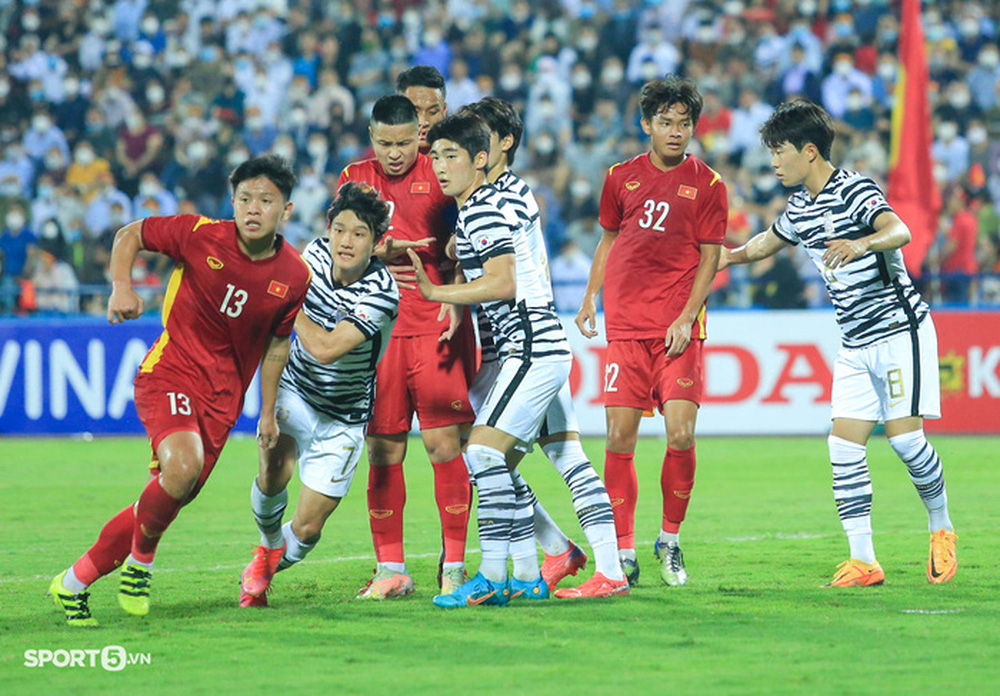 Làn gió mới trên hàng công của U23 Việt Nam - Ảnh 2.